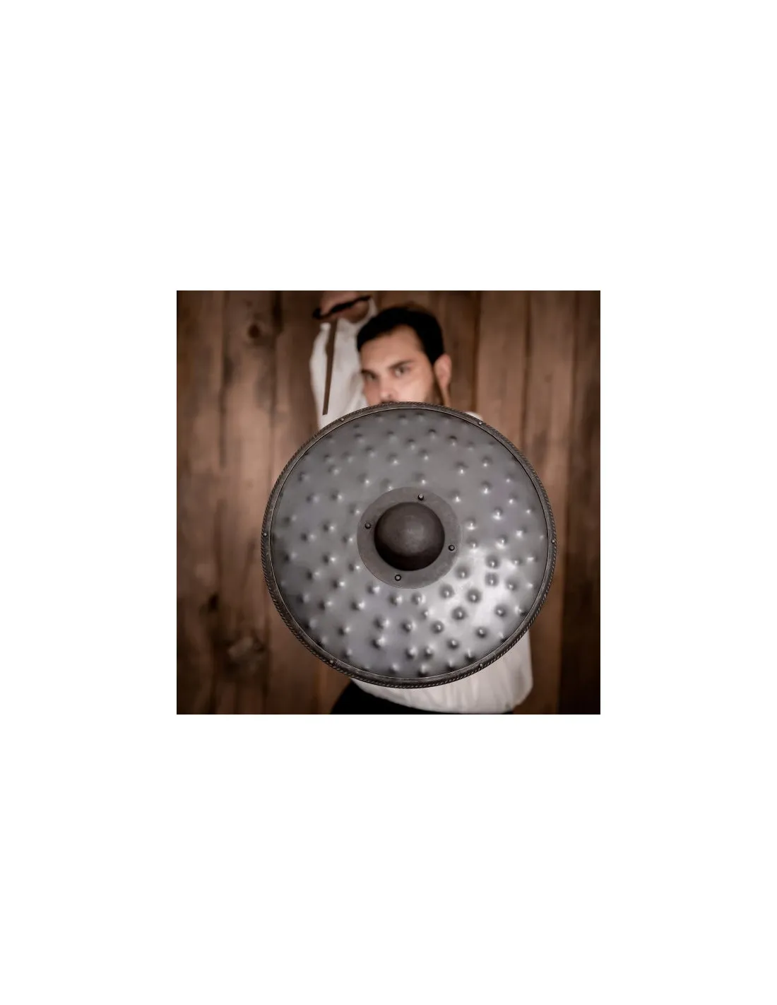 Bouclier rond barbare à texture martelée ⚔️ Boutique Épées