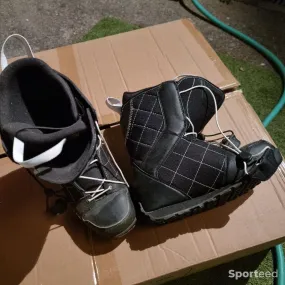 Chaussure snow d'occasion Ajouté le : 10/11/2023