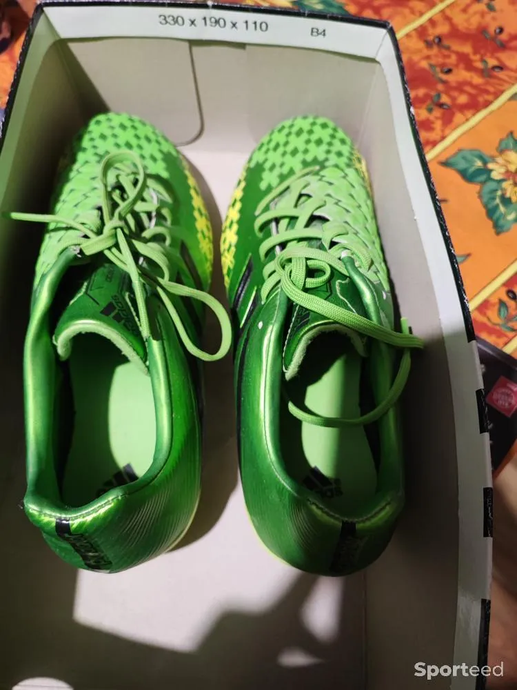 Crampons football  d'occasion Ajouté le : 28/08/2022