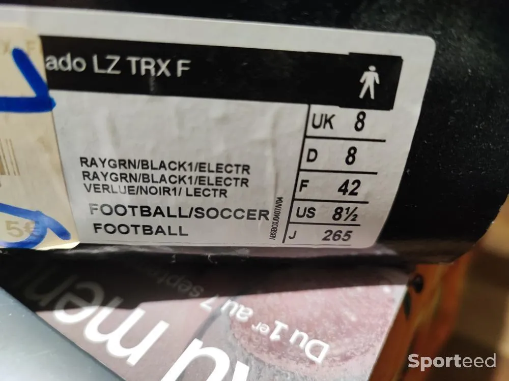 Crampons football  d'occasion Ajouté le : 28/08/2022