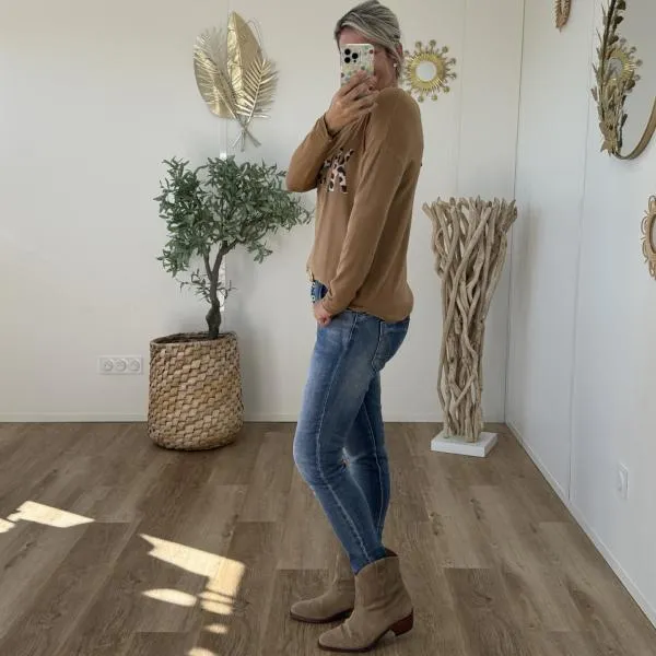 Pull Lucie camel