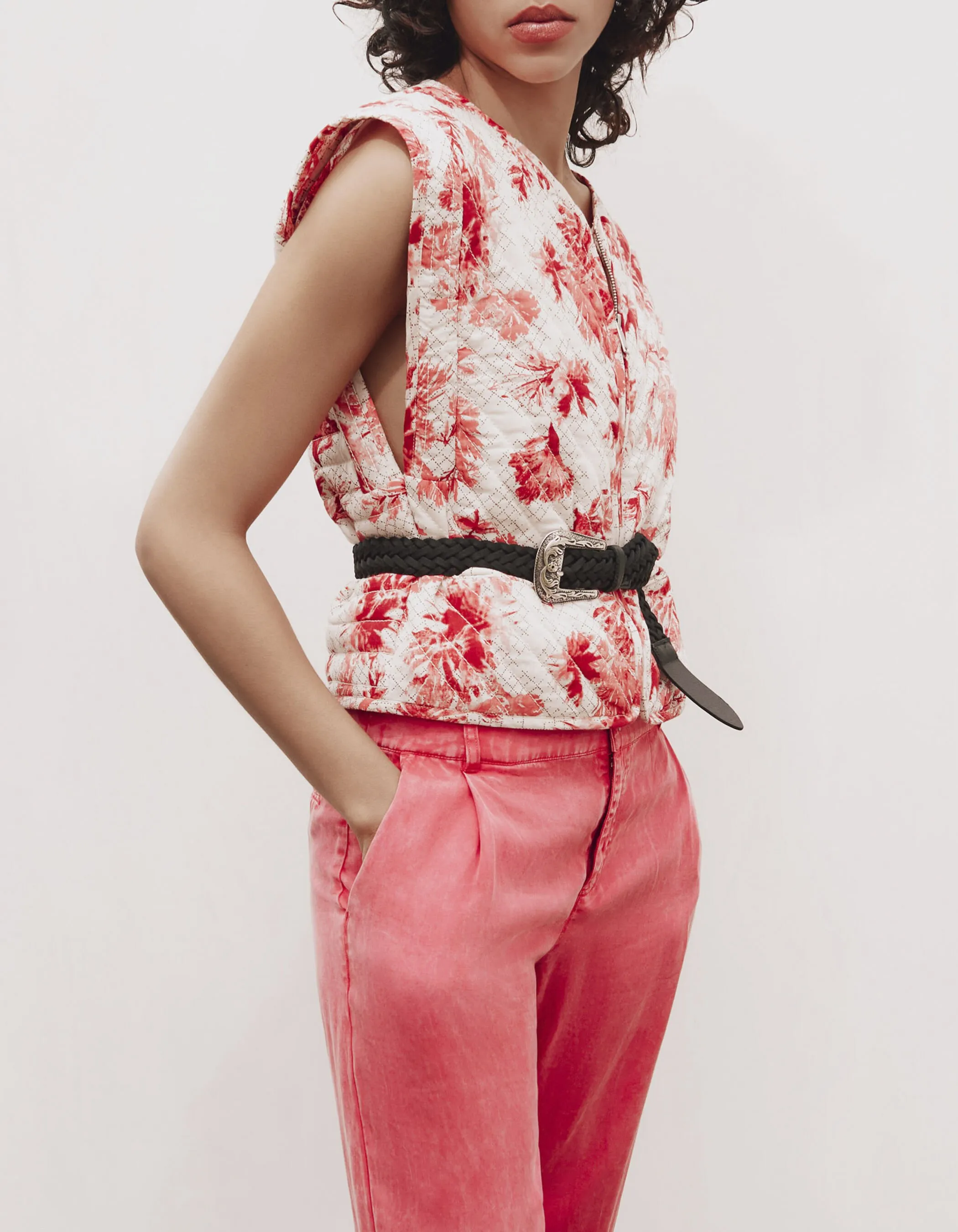 Veste sans manches matelassée imprimé floral rose femme